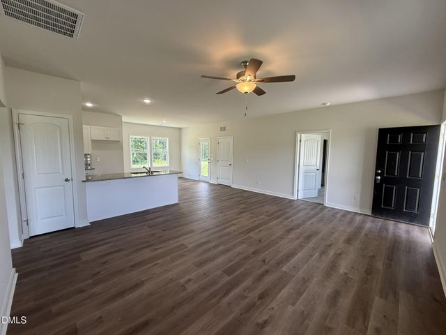 438 Barbour's Place Drive, Four Oaks, NC 27524