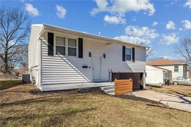 842 N Aztec Drive, Independence, MO 64056