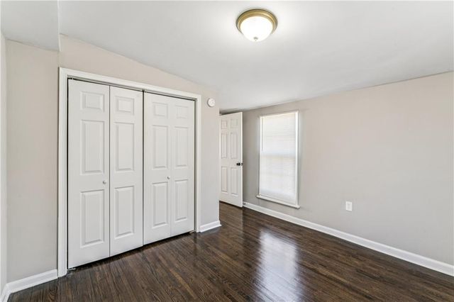 842 N Aztec Drive, Independence, MO 64056