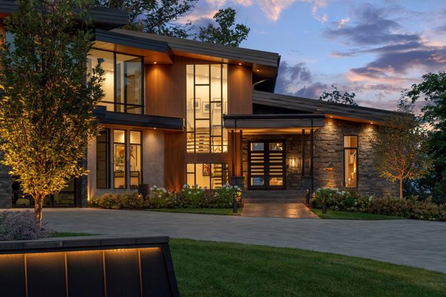 5964 Hermitage Trail, Minnetrista, MN 55364