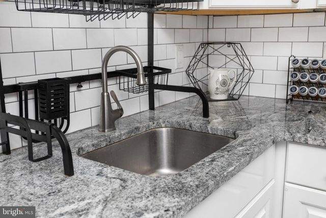 174 PINETREE COURT, Howell, NJ 07731