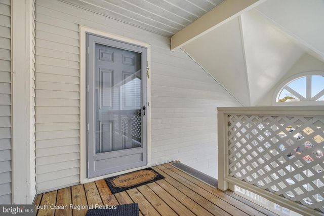 174 PINETREE COURT, Howell, NJ 07731