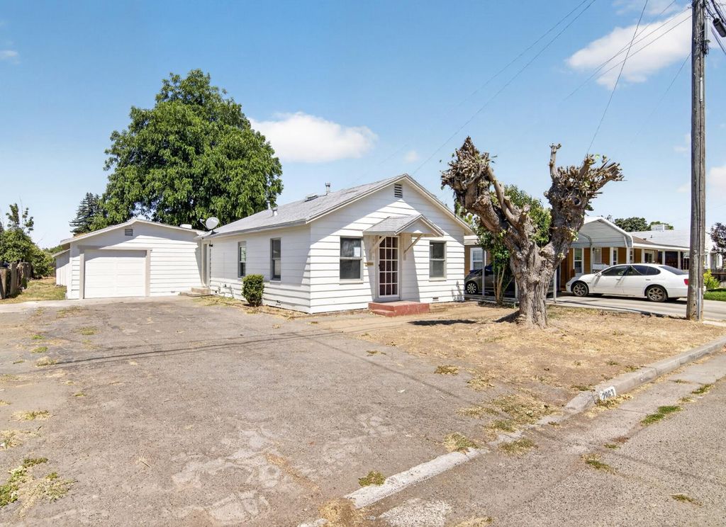 2863 Oleander Ave, Merced, CA 95340