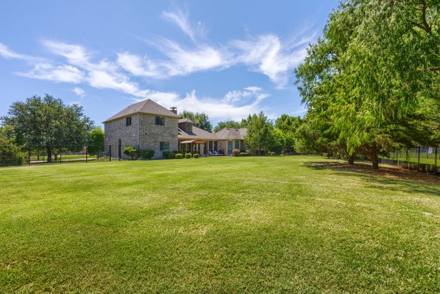 1751 Silverleaf Court, Prosper, TX 75078