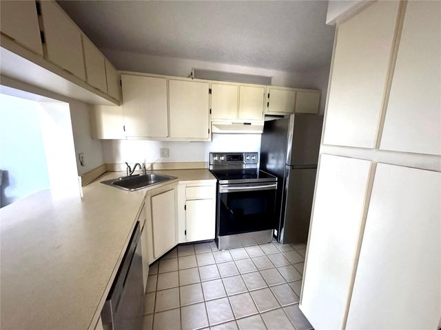 8215 SUN SPRING CIRCLE 43, Orlando, FL 32825