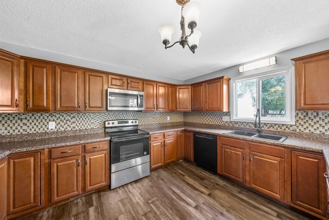 3851 Man O War Blvd, Clarksville, TN 37042