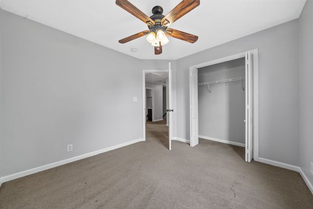 3851 Man O War Blvd, Clarksville, TN 37042