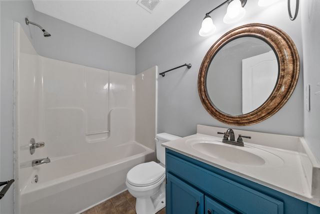 3851 Man O War Blvd, Clarksville, TN 37042