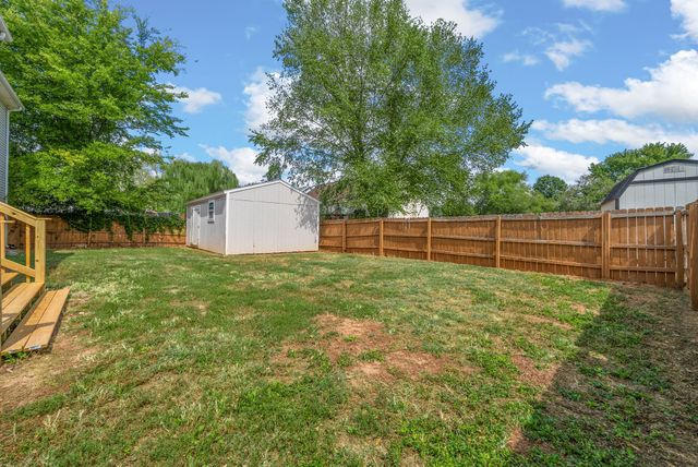 3851 Man O War Blvd, Clarksville, TN 37042