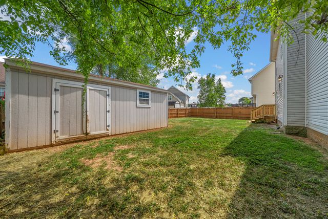 3851 Man O War Blvd, Clarksville, TN 37042