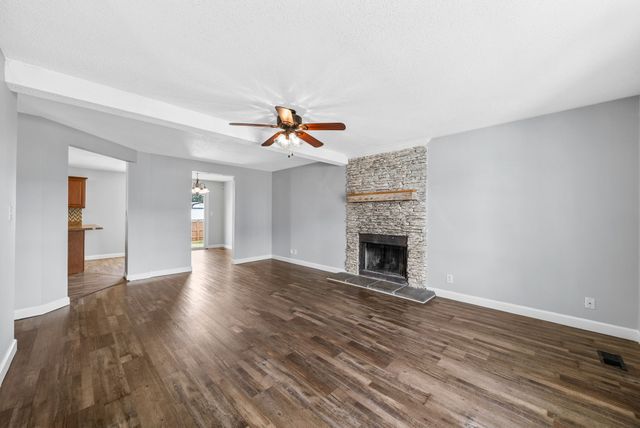 3851 Man O War Blvd, Clarksville, TN 37042