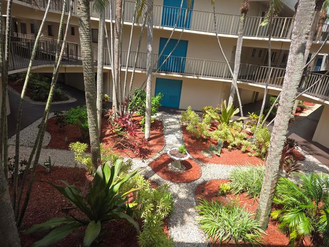 5190 LAS VERDES Circle 209, Delray Beach, FL 33484