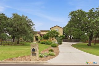 3121 Summit Ridge Drive, San Marcos, TX 78666