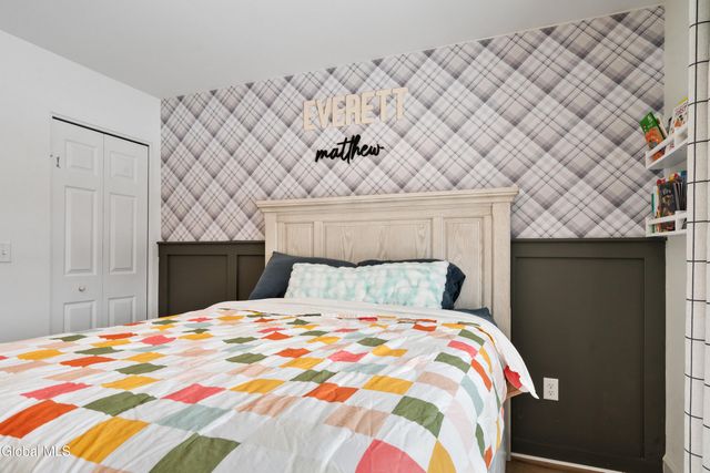 24 Winterberry Lane, Moreau, NY 12828