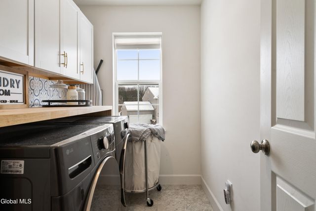 24 Winterberry Lane, Moreau, NY 12828