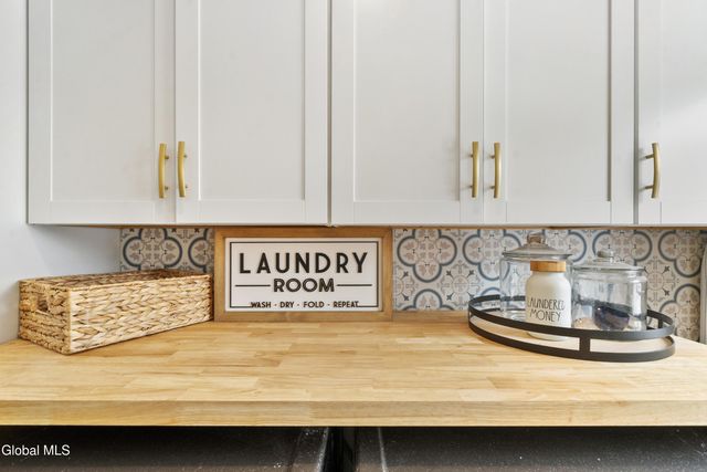 24 Winterberry Lane, Moreau, NY 12828