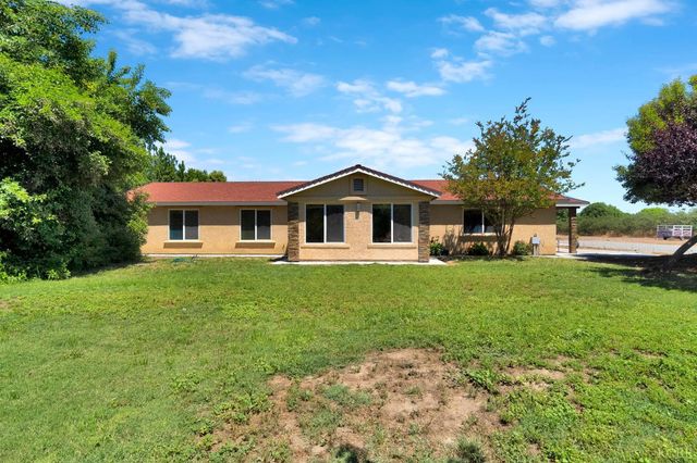 7595 Highway 43, Hanford, CA 93230