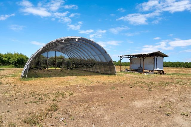 7595 Highway 43, Hanford, CA 93230