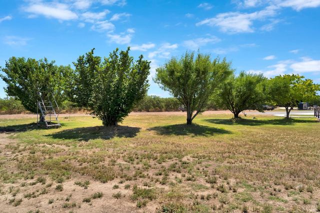7595 Highway 43, Hanford, CA 93230