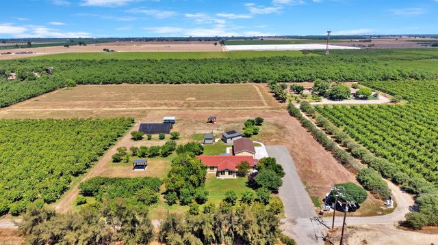7595 Highway 43, Hanford, CA 93230