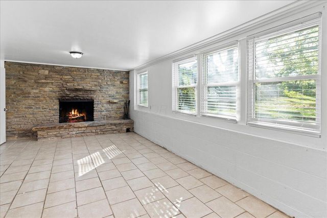 718 N Main Street, Marysville, OH 43040