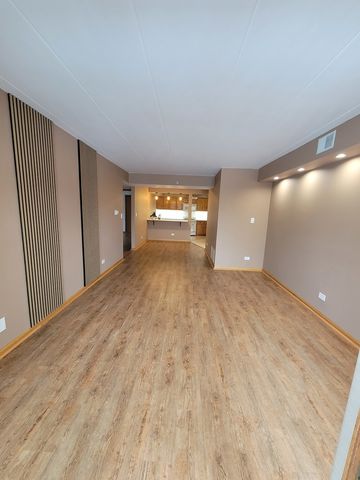 10418 S Keating Avenue 1A, Oak Lawn, IL 60453