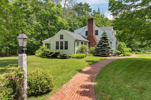 108 Whitten Neck Road, Wolfeboro, NH 03894