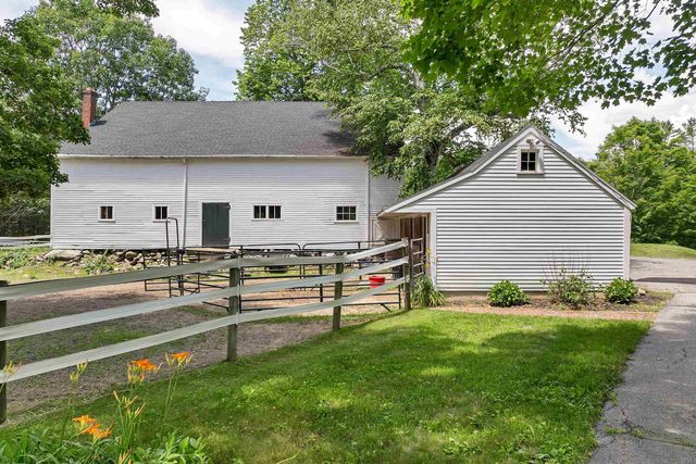 108 Whitten Neck Road, Wolfeboro, NH 03894
