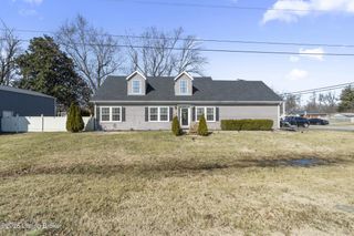 6144 Moorman Rd, Louisville, KY 40272