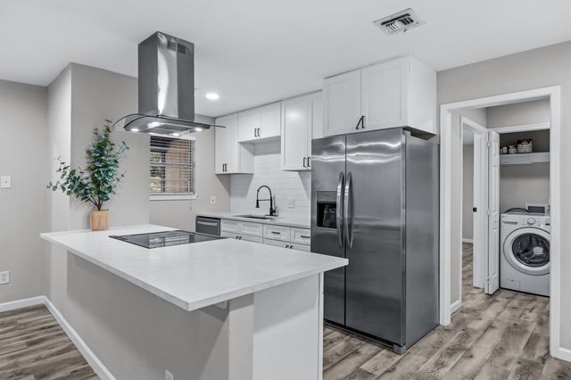1213 Vivienne Street, Weatherford, TX 76086