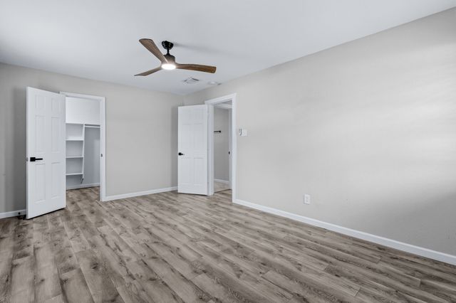 1213 Vivienne Street, Weatherford, TX 76086