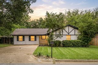 1213 Vivienne Street, Weatherford, TX 76086