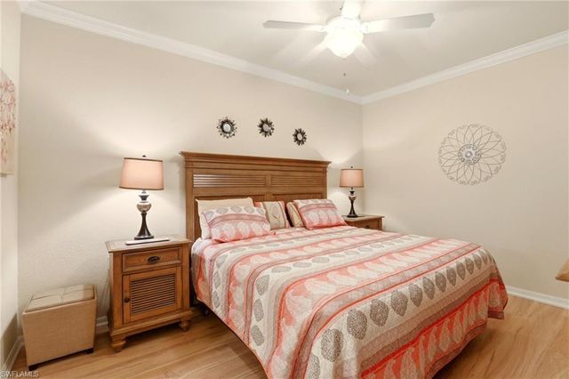 9816 Giaveno CIR 1317, Naples, FL 34113