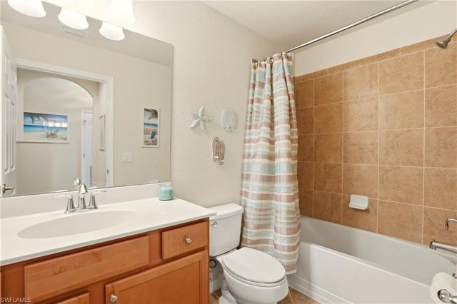 9816 Giaveno CIR 1317, Naples, FL 34113