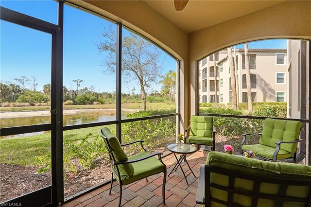 9816 Giaveno CIR 1317, Naples, FL 34113