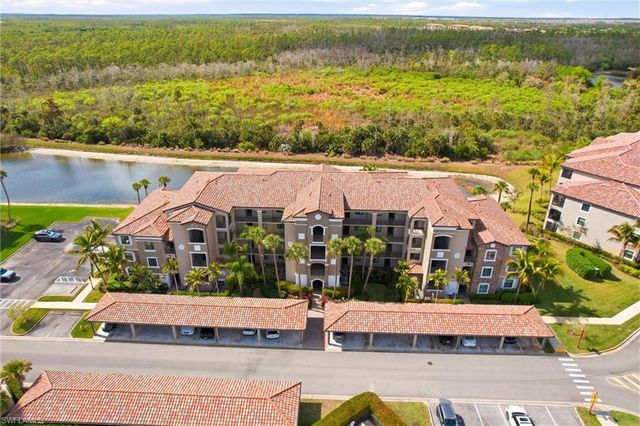 9816 Giaveno CIR 1317, Naples, FL 34113