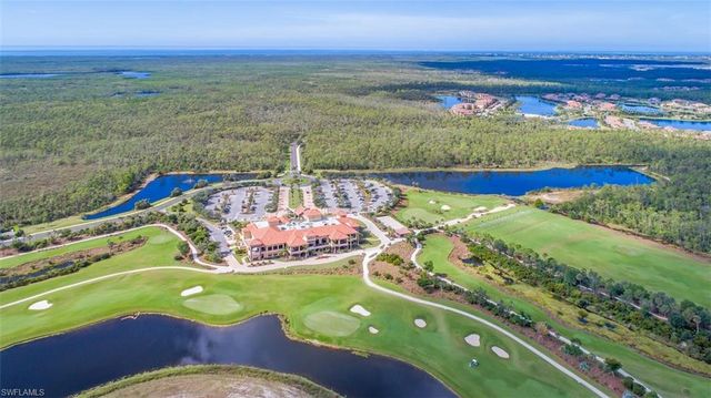 9816 Giaveno CIR 1317, Naples, FL 34113