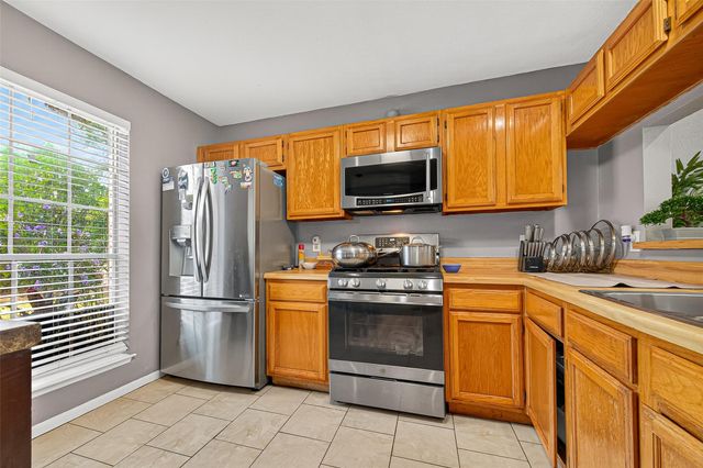 19427 Elmtree Estates Drive, Katy, TX 77449