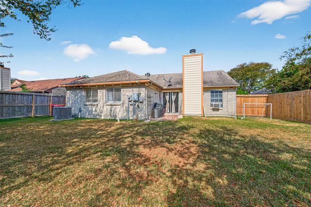 19427 Elmtree Estates Drive, Katy, TX 77449