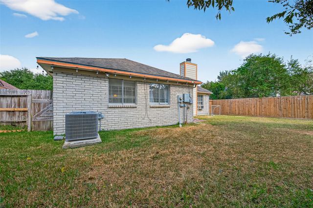 19427 Elmtree Estates Drive, Katy, TX 77449