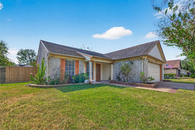 19427 Elmtree Estates Drive, Katy, TX 77449