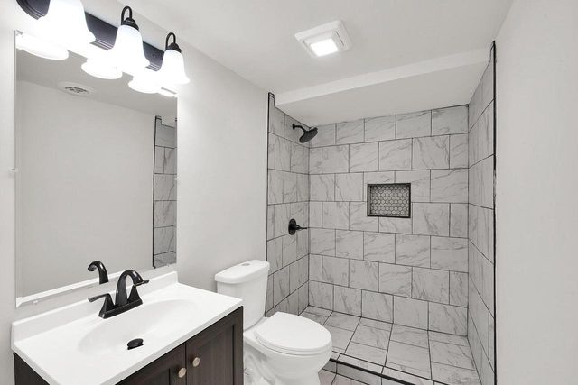 2905 Lake Vista COURT, Racine, WI 53402