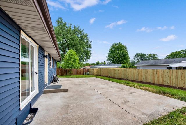 2905 Lake Vista COURT, Racine, WI 53402