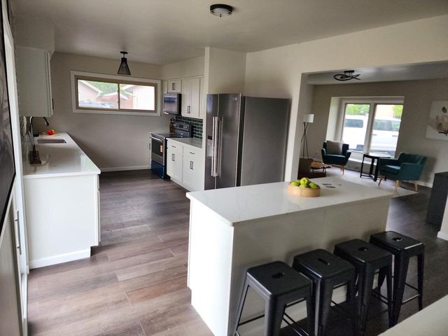 2905 Lake Vista COURT, Racine, WI 53402