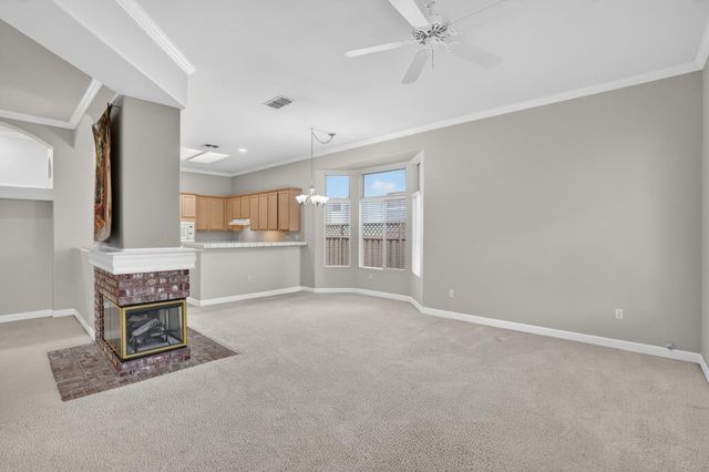 6108 Granite Flat Ln, Roseville, CA 95747