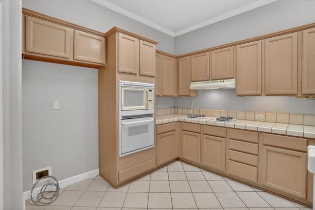 6108 Granite Flat Ln, Roseville, CA 95747