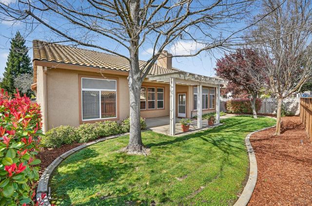 6108 Granite Flat Ln, Roseville, CA 95747