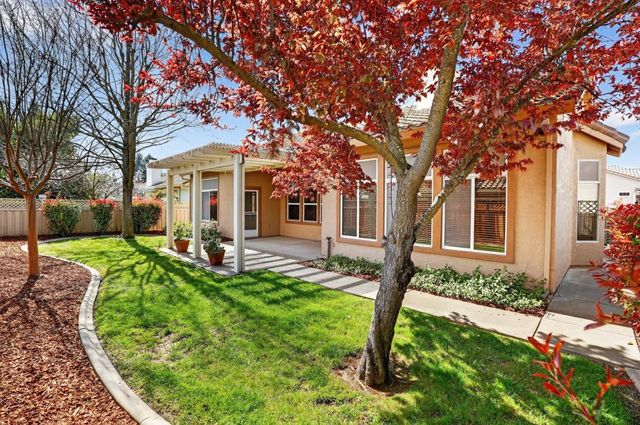 6108 Granite Flat Ln, Roseville, CA 95747