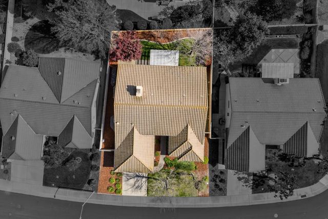 6108 Granite Flat Ln, Roseville, CA 95747