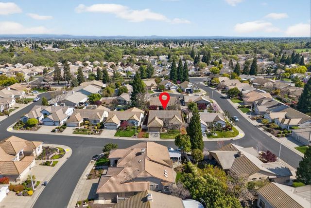 6108 Granite Flat Ln, Roseville, CA 95747